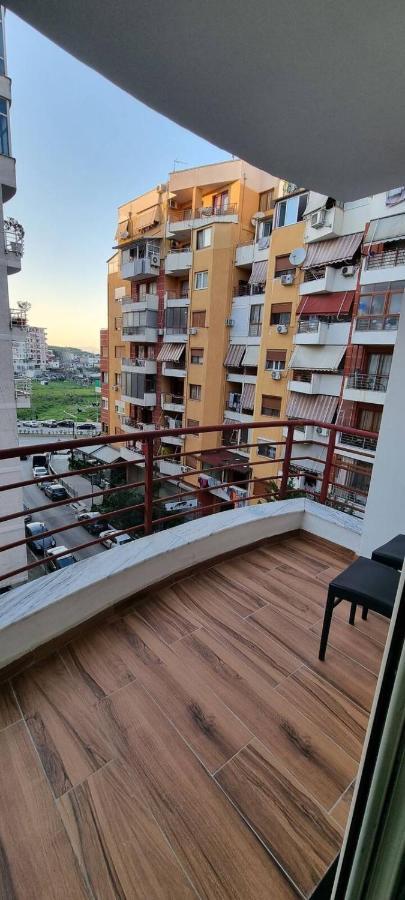 #2 Lovely Spacious 1-Bedroom Apart Tirana Kültér fotó